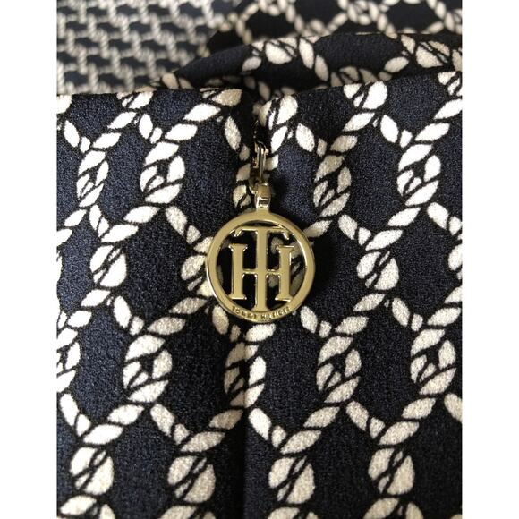 Tommy Hilfiger Rope-Print Belted crop sleevless navy & white Jumpsuit size 8 - Picture 10 of 12